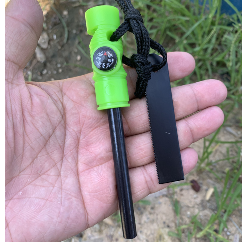 Survivor Long Style Three-in-O – Ferro Rod Striker recenzja i cena