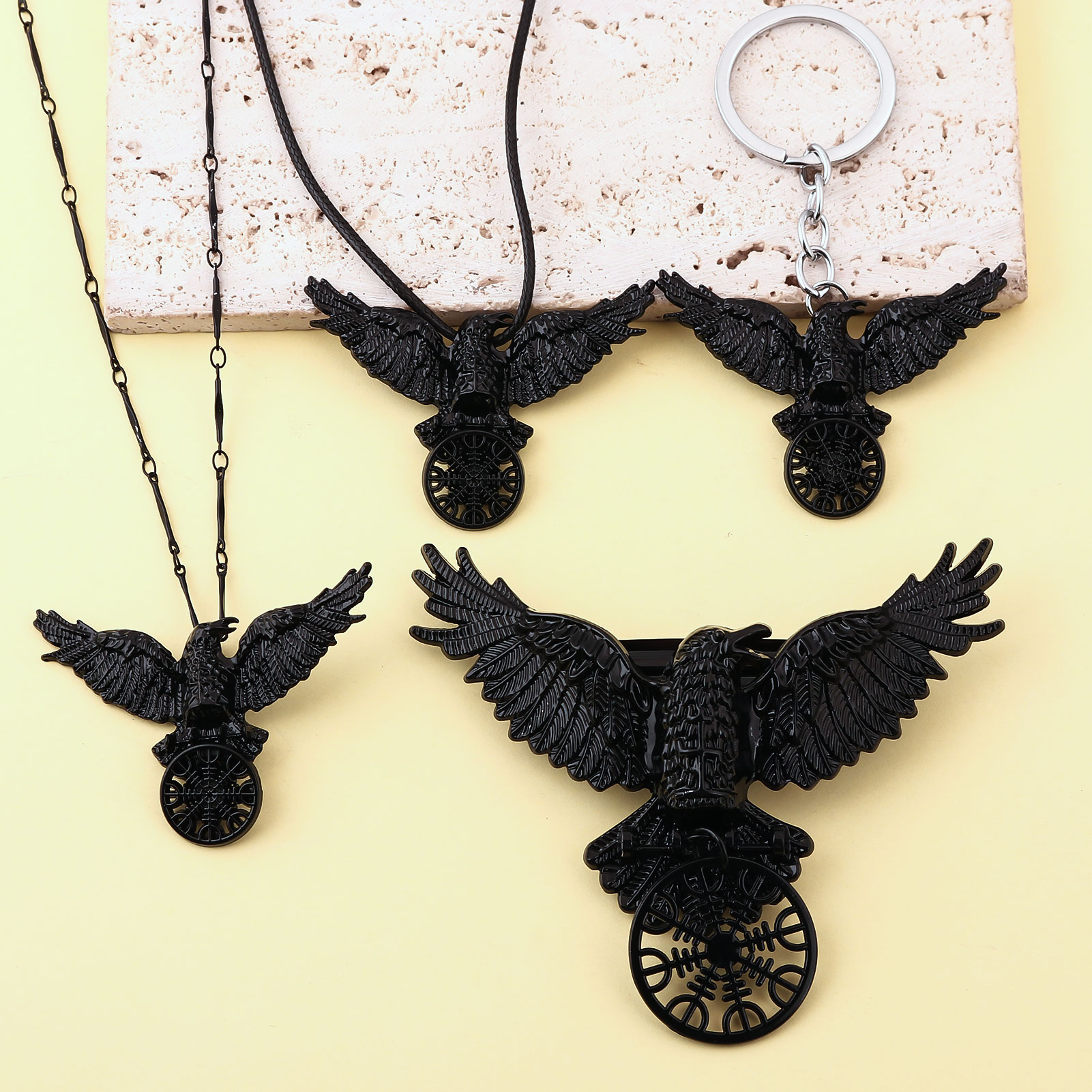 Vintage Viking Black Crow Neck – Compass Keychain Mini recenzja i cena